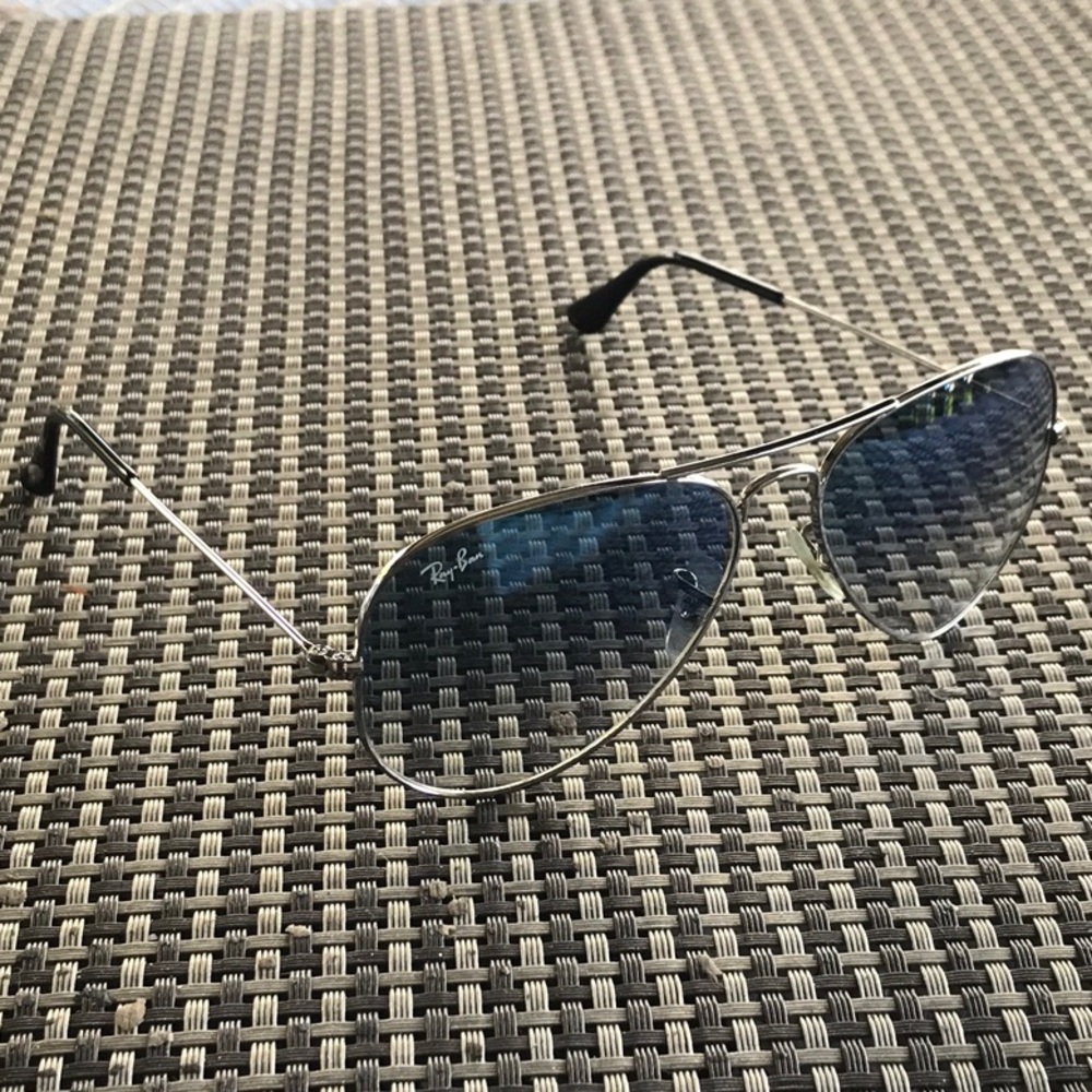 Ray Ban 3025 Aviators Gradient Blue/Silver